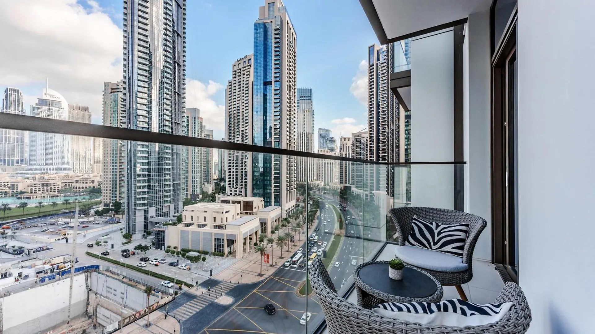 Apartment Stayis - 1 Bedroom Iconic Burj Khalifa View Dubai United Arab Emirates