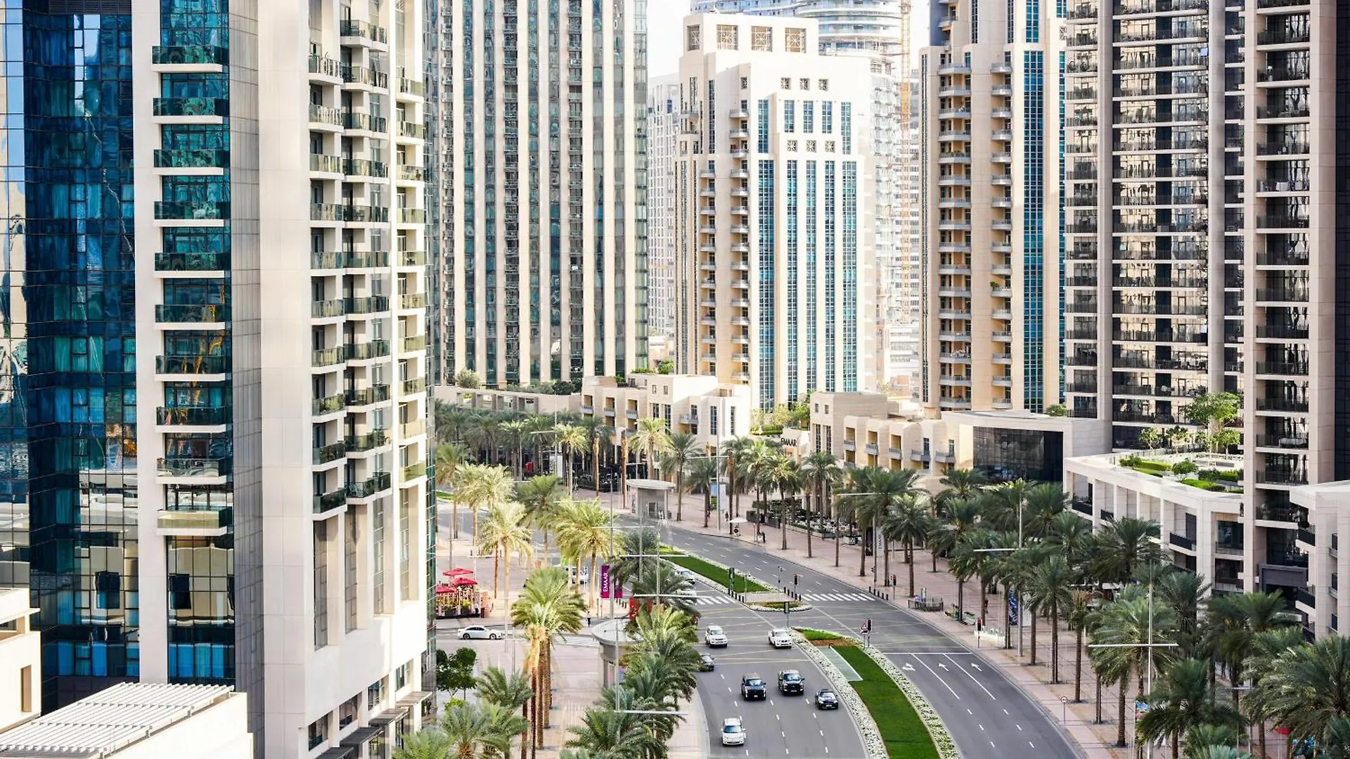 Stayis - 1 Bedroom Iconic Burj Khalifa View Dubai Apartment